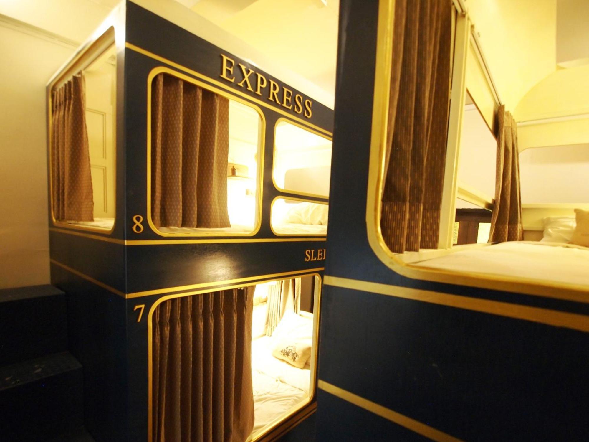 Niras Bankoc Hostel Bangkok Ngoại thất bức ảnh